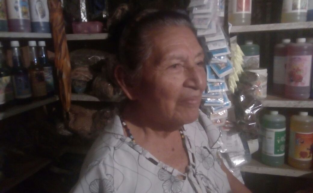 Este primer viernes de marzo, tuxpeños acudieron a hacerse una “limpia”