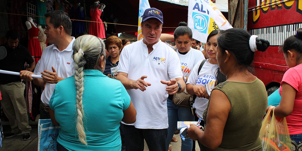 Propone Arturo Esquitín más recurso para programas sociales
