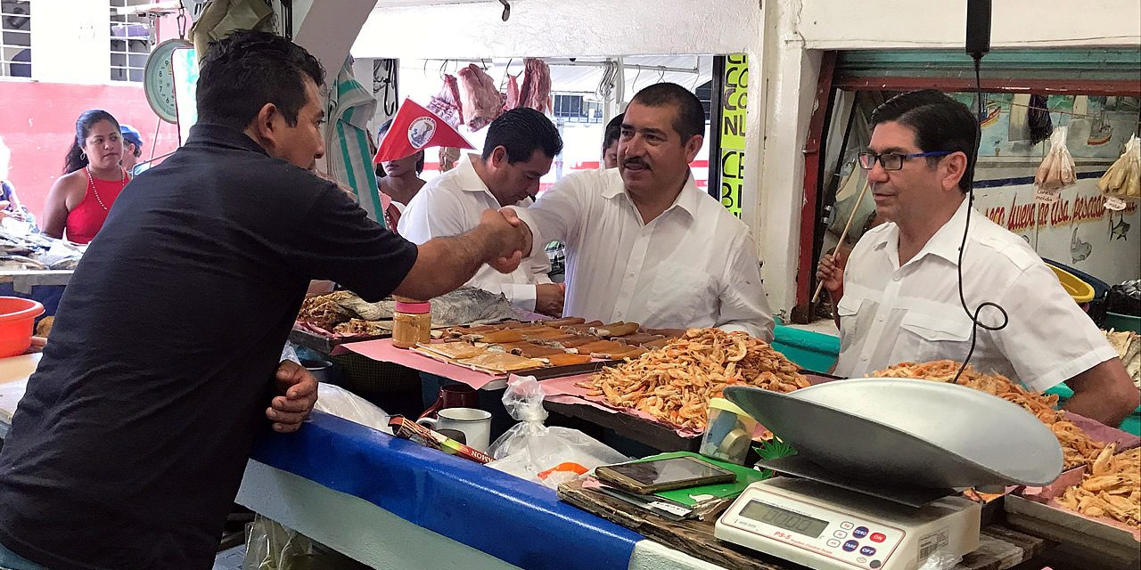 Pepe Arenas promoverá un fuerte impulso a la economía del distrito 03