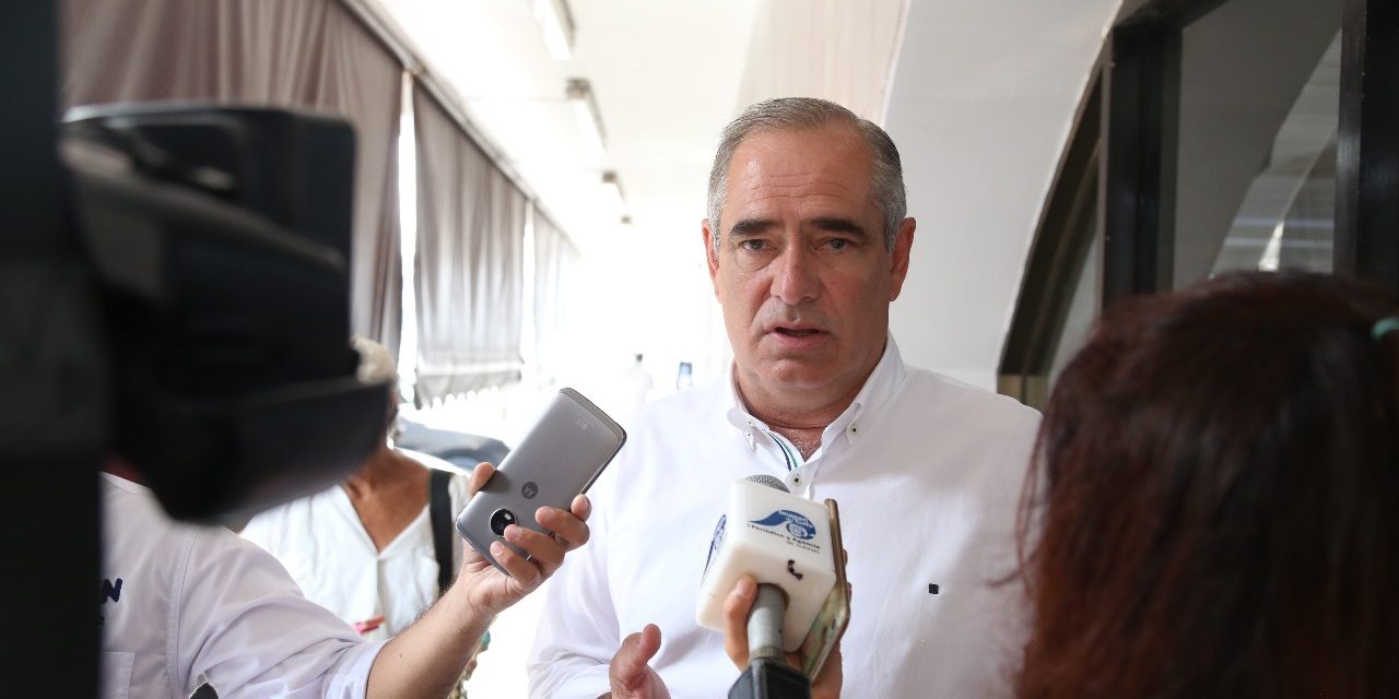 Impulsará Julen desde el Senado mayor atención a carreteras