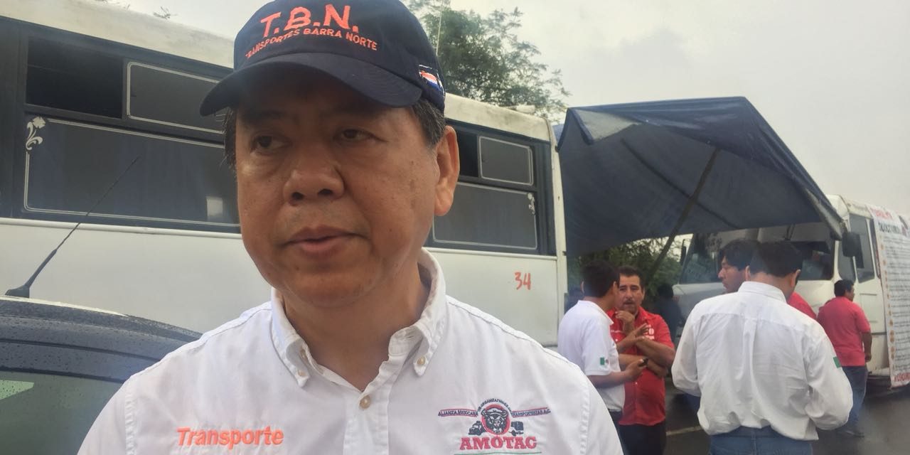 Transportistas exigen alto a incremento en combustibles
