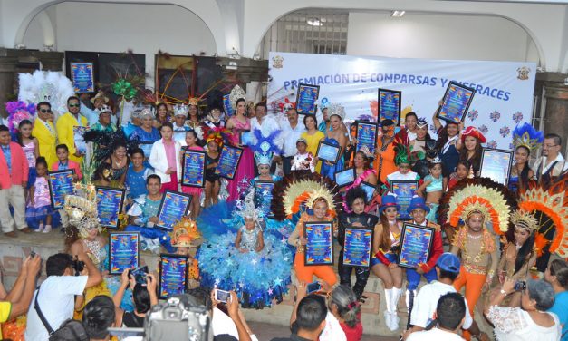 Premian a ganadores de comparsas y disfraces del Carnaval Tuxpan 2018 “La fiesta que nos une”