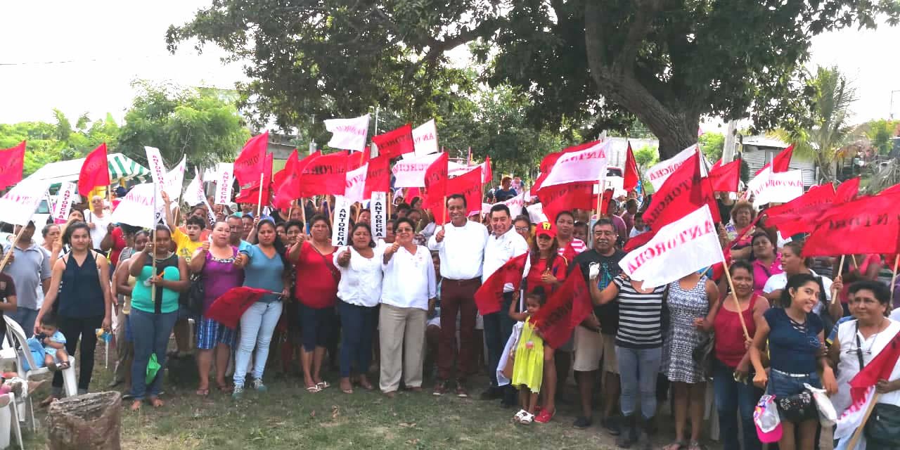 Pugnaré por mejorar la infraestructura educativa en los municipios del distrito: Rolando Núñez Uribe