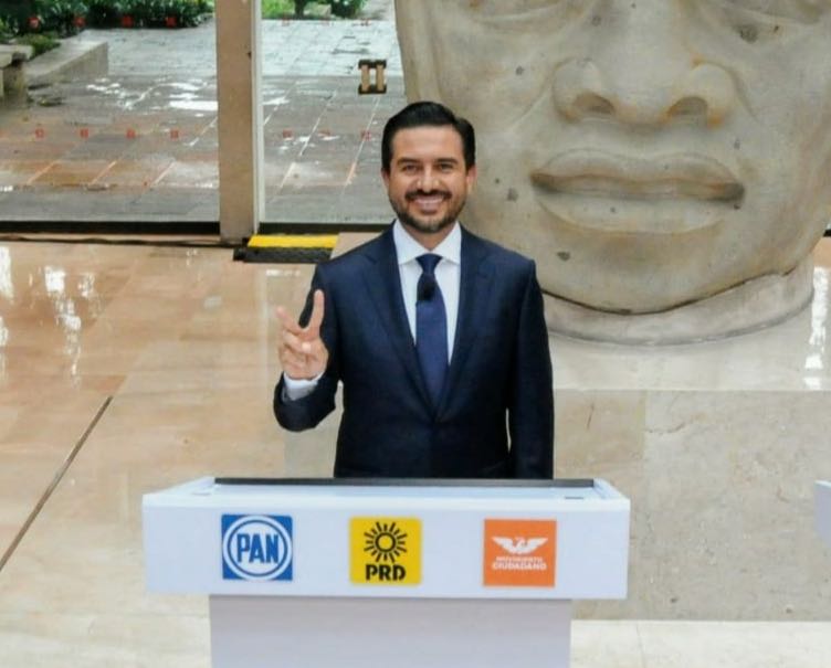 Miguel Ángel Yunes Márquez demuestra experiencia y resultados en el segundo y último debate del OPLE