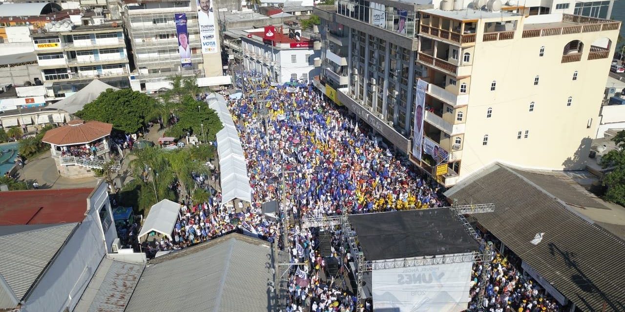 Impresionante cierre de Miguel Ángel Yunes Márquez en Tuxpan