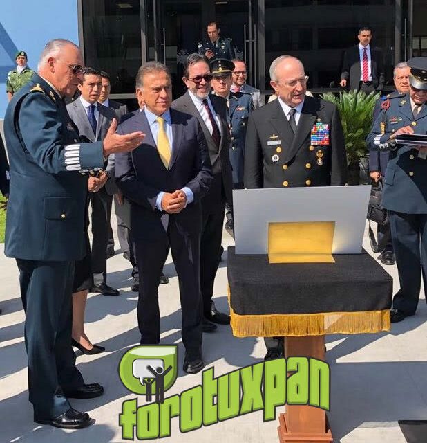 Gobernador Yunes se reúne con Secretarios de la Defensa Nacional y de Marina, para el rescate y promoción de la Fortaleza de San Carlos