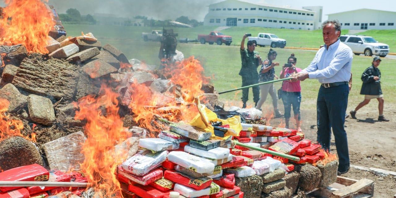 Grupo de Coordinación incinera droga asegurada en el Estado, en la Base Aeronaval de Las Bajadas