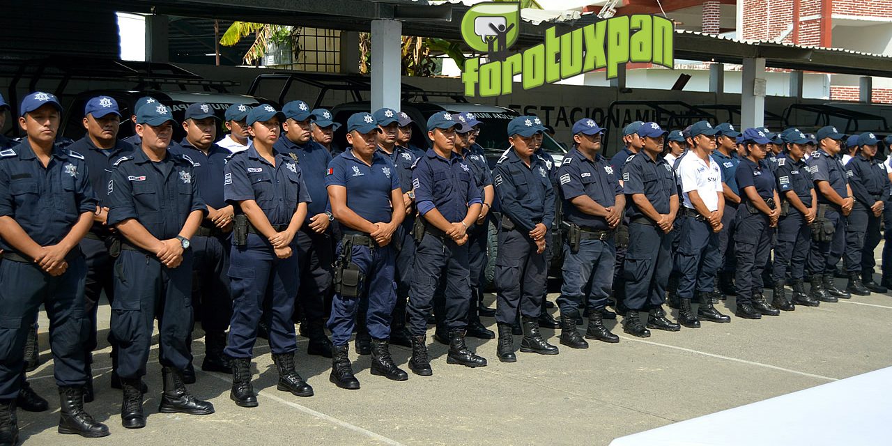 Aumento salarial y pago de retroactivo a policías municipales