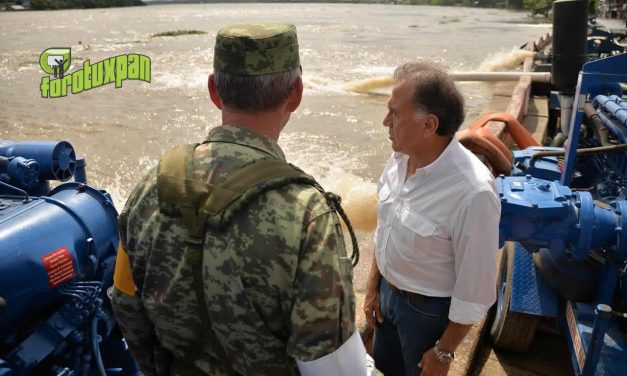 Recorre el Gobernador Yunes municipios de la zona sur del estado afectados por las intensas lluvias
