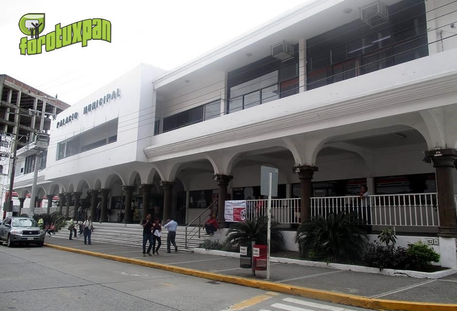 Viernes 12 de octubre No Laborará Ayuntamiento y DIF de Tuxpan