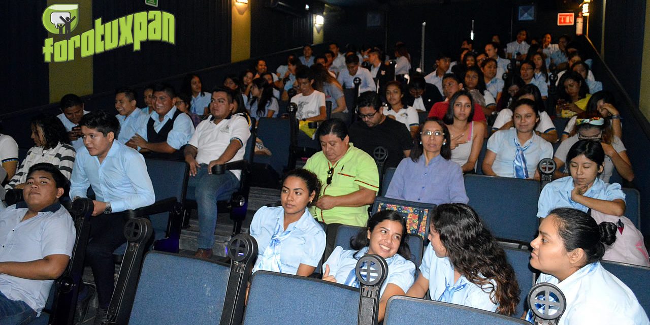 Ponen en marcha la unidad “Movicine”