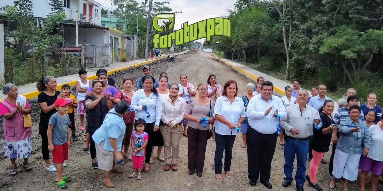 Toño Aguilar fortalece infraestructura urbana de la colonia las Granjas