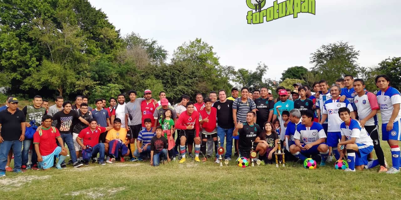 Participan jóvenes en «Copa Esquitín»