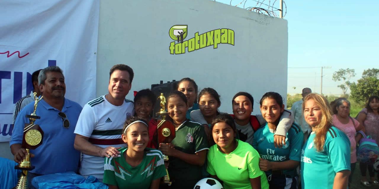 Impulso al deporte, fundamental para el desarrollo integral de jóvenes: Arturo Esquitín