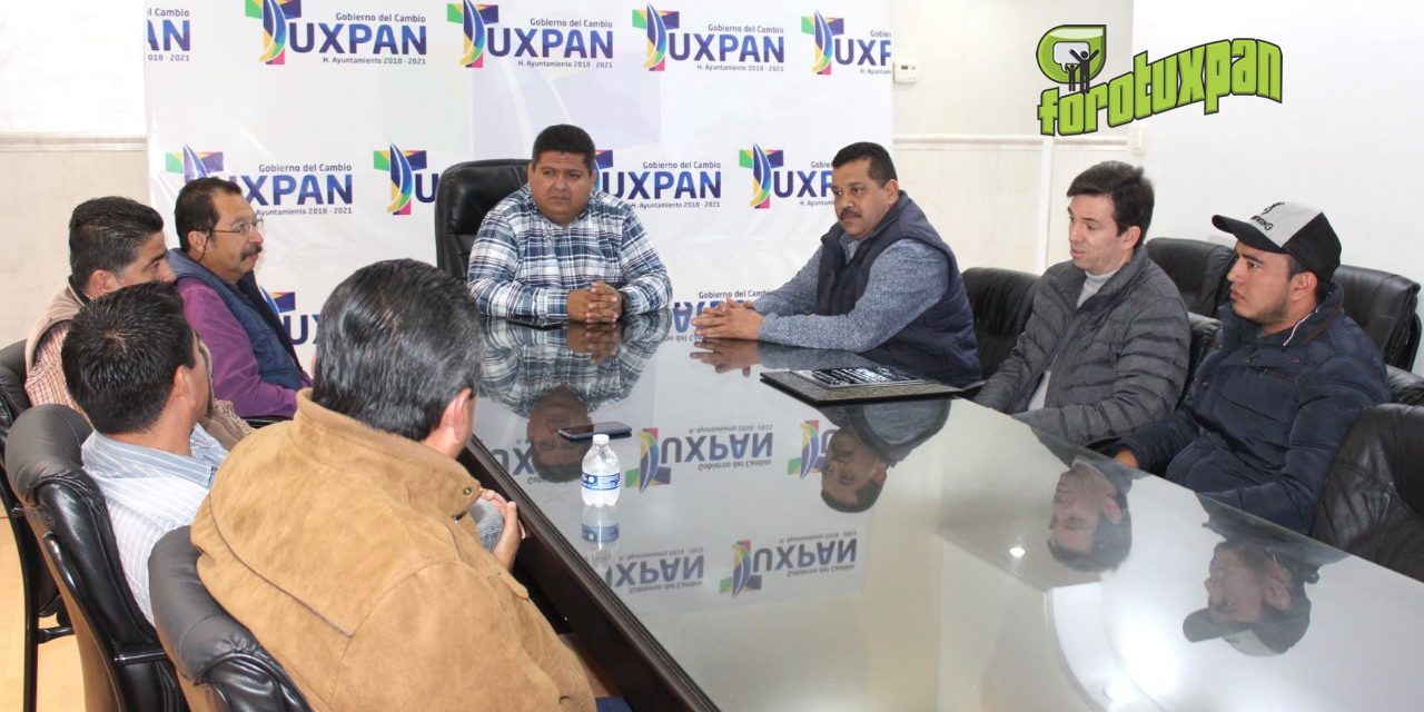Comité de feria entrega reconocimiento a Toño Aguilar por su gran apoyo a la EXPO Tuxpan 2018