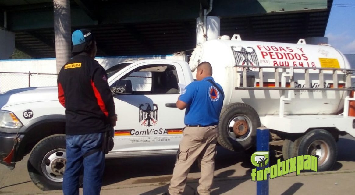 Protección civil revisa a camiones repartidores de GAS LP