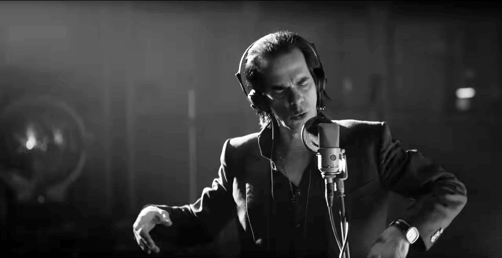 2_nick-cave-trailer-skeleton-tree-new-album-6fe8c422-45de-4b35-8f50-629af85ee27b