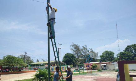 Tamiahua: Instalación de reflectores