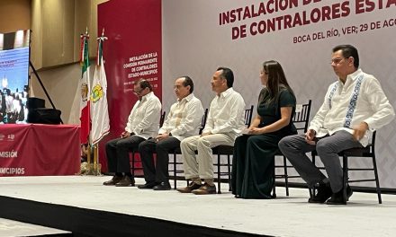 Alcalde José Manuel Pozos asistió a la “Instalación de la Comisión Permanente de Contralores Estado-Municipios de Veracruz”