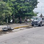 Da vuelta en «U» y ocasiona CHOQUE en el Bule