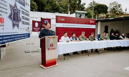 Hoy Tuxpan cuenta con una policía certificada y calificada al servicio de la ciudadanía: José Manuel Pozos