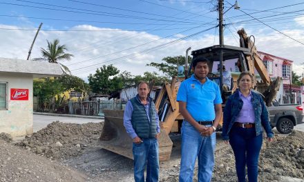 Tamiahua: Supervisión de trabajos de pavimentación