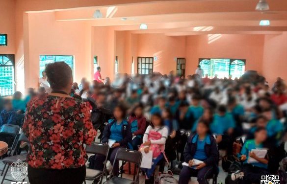 Tamiahua: Llevan charlas educativas a escuelas 