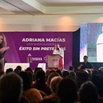 Inolvidable e inspiradora la conferencia “Éxito sin Pretextos” de Adriana Macías