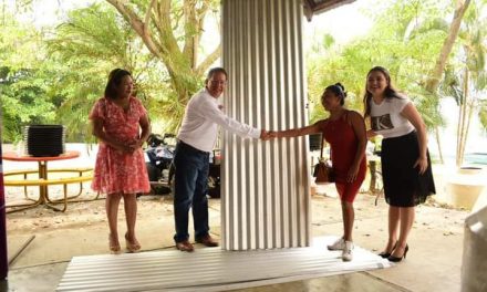 Más familias tuxpeñas beneficiadas con apoyos a la vivienda